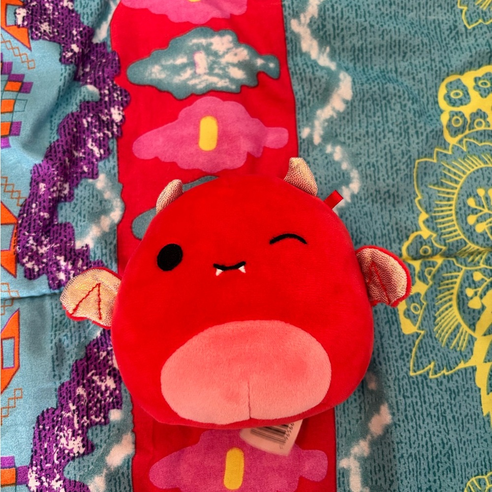 Squishmallow - Winking Karlie devil bat